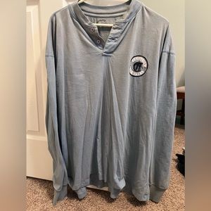 Men’s XXL Pale Blue UNC Tarheels Henley Long Sleeved